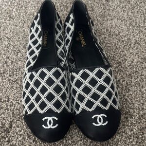 Chanel Black and White Quilted Flats for jamma